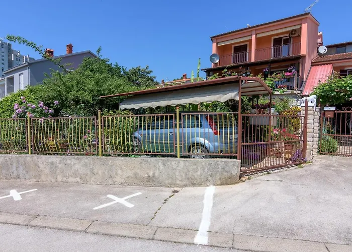 16053a Apartamento Pula